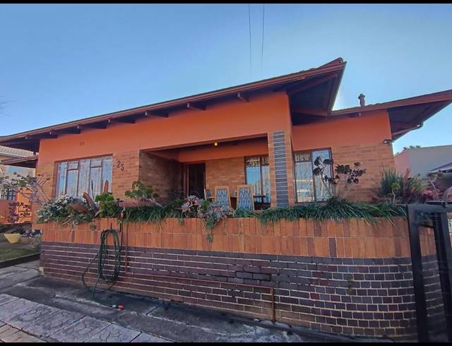 3 BEDROOM HOUSE FOR SALE IN HOMESTEAD